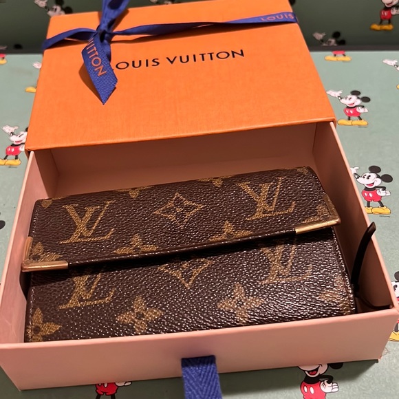 Louis Vuitton Handbags - Authentic Louis Vuitton vintage wallet